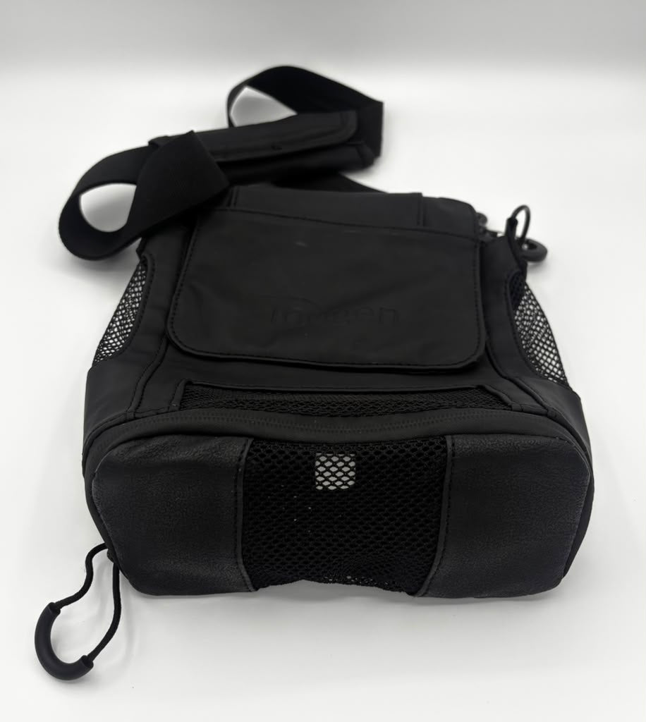 Inogen One G5 Package with a single battery